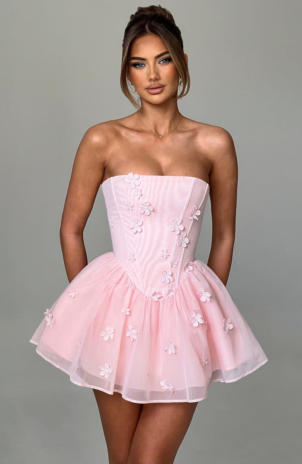 justina-playsuit-blush-playsuit-xs-babyboo-fashion-32087916314687