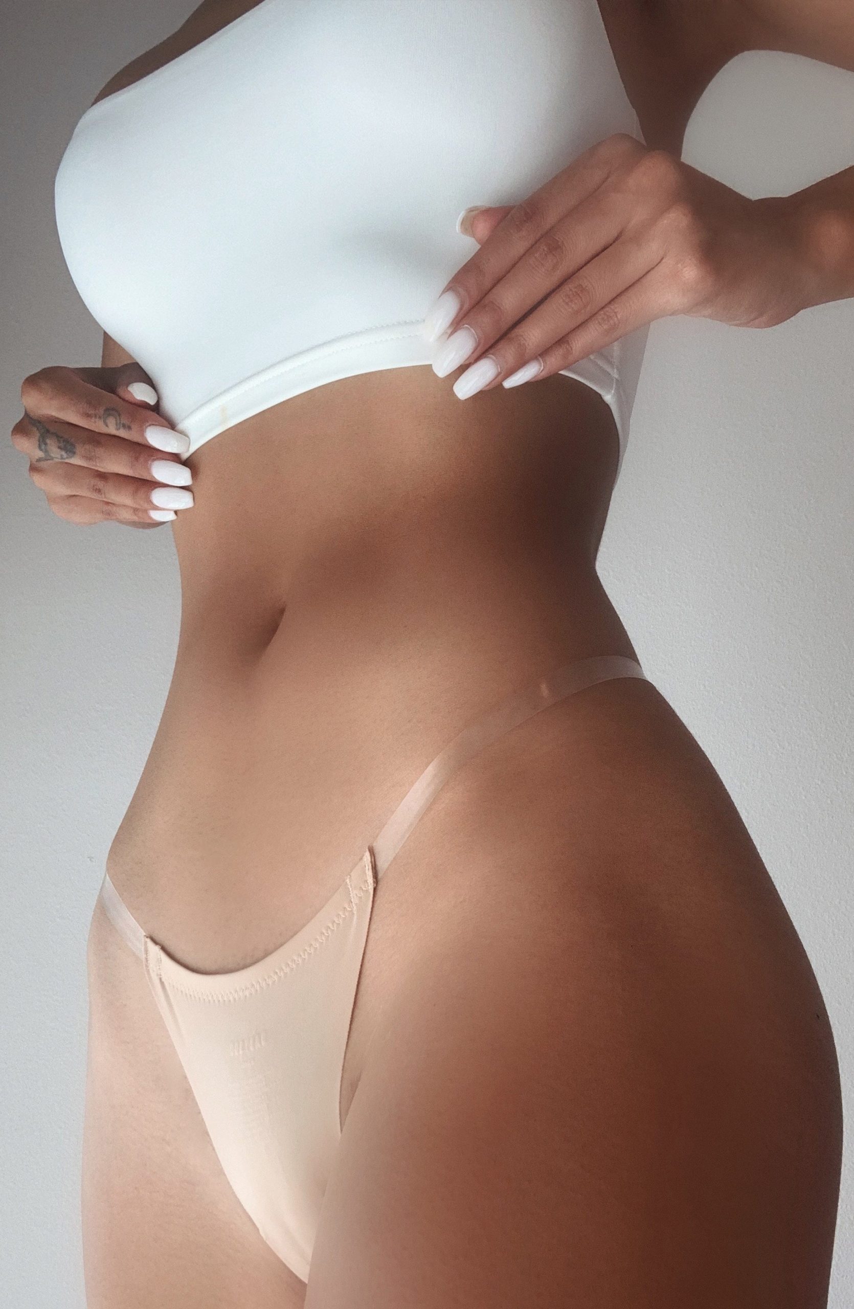 seamless-clear-strap-thong-nude-accessories-xs-babyboo-fashion-28127033557055